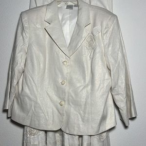 Emma James Skirt Suit size 18